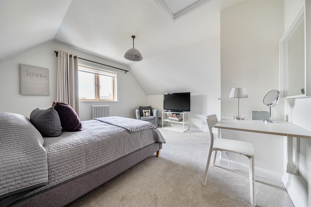 Additional image 20 of 3 bed detached house to rent20 Burley Road, Bognor Regis, West Sussex PO22