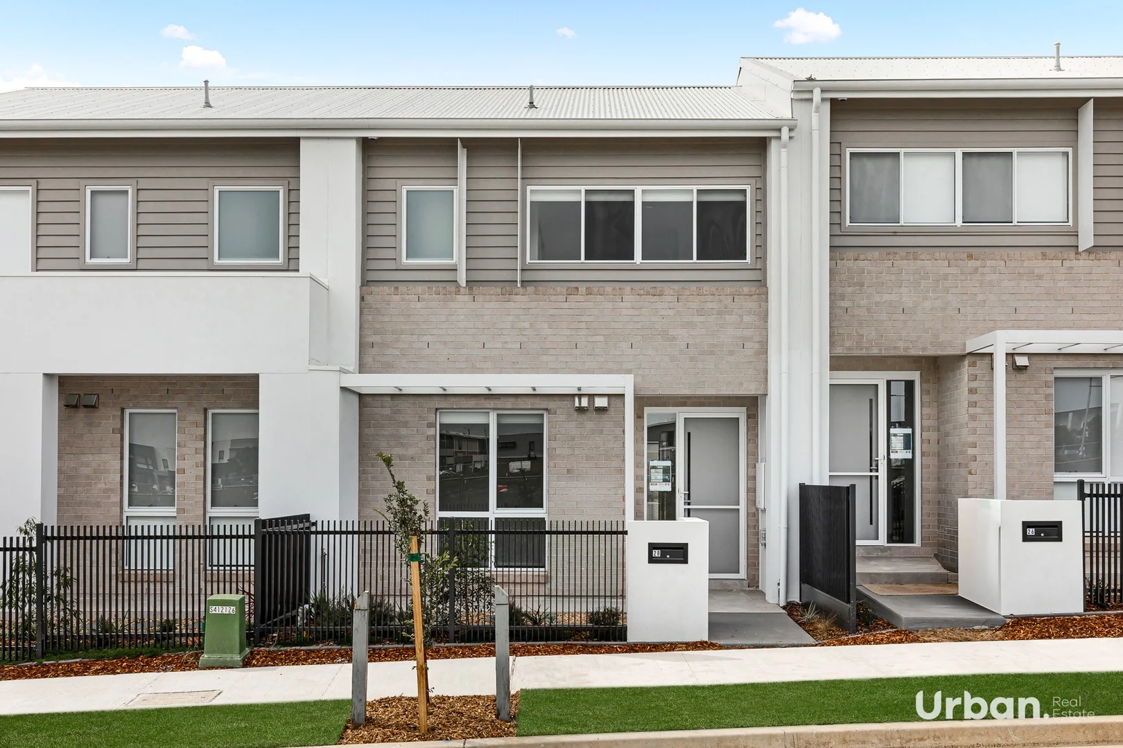 28 Bowerbird Loop, Oran Park NSW 2570