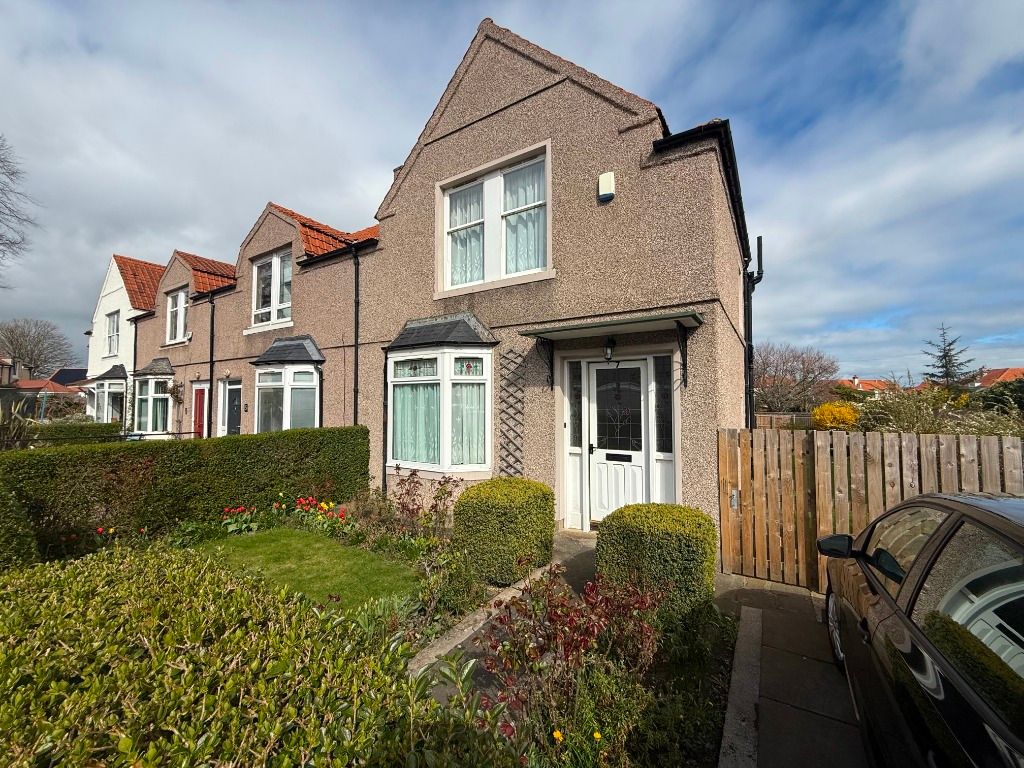 3 bed semi-detached house to rentGrierson Crescent, Trinity, Edinburgh EH5