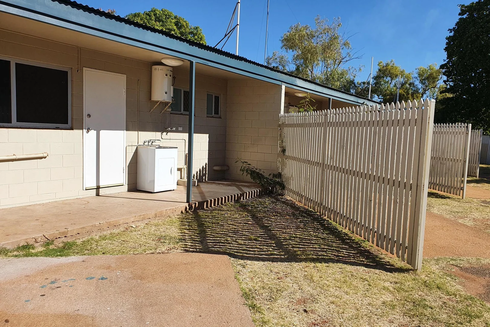 Additional image 4 of 4/3 Kaeser Road, Mount Isa QLD 4825
