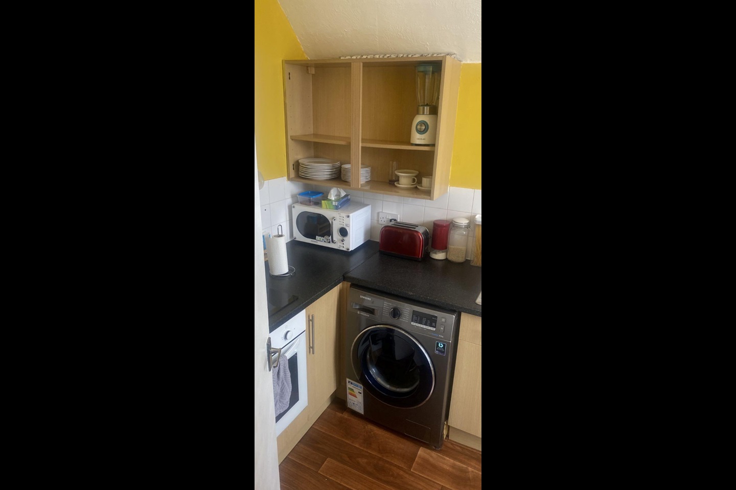 2 Bed Flat, Stapleton Road, BS5, N1 7GU photo 3