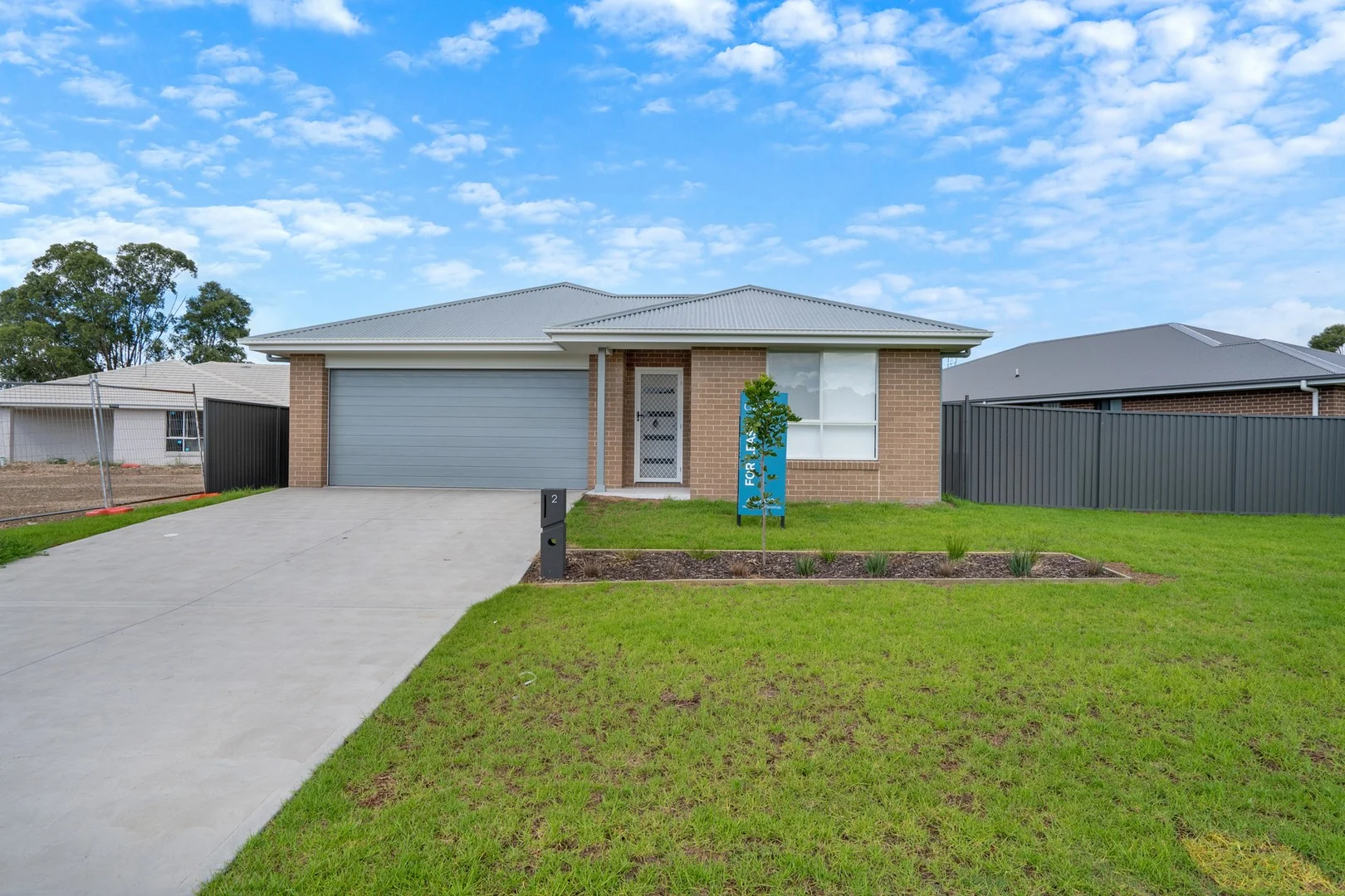 2 Lakeside Circuit, Cessnock NSW 2325