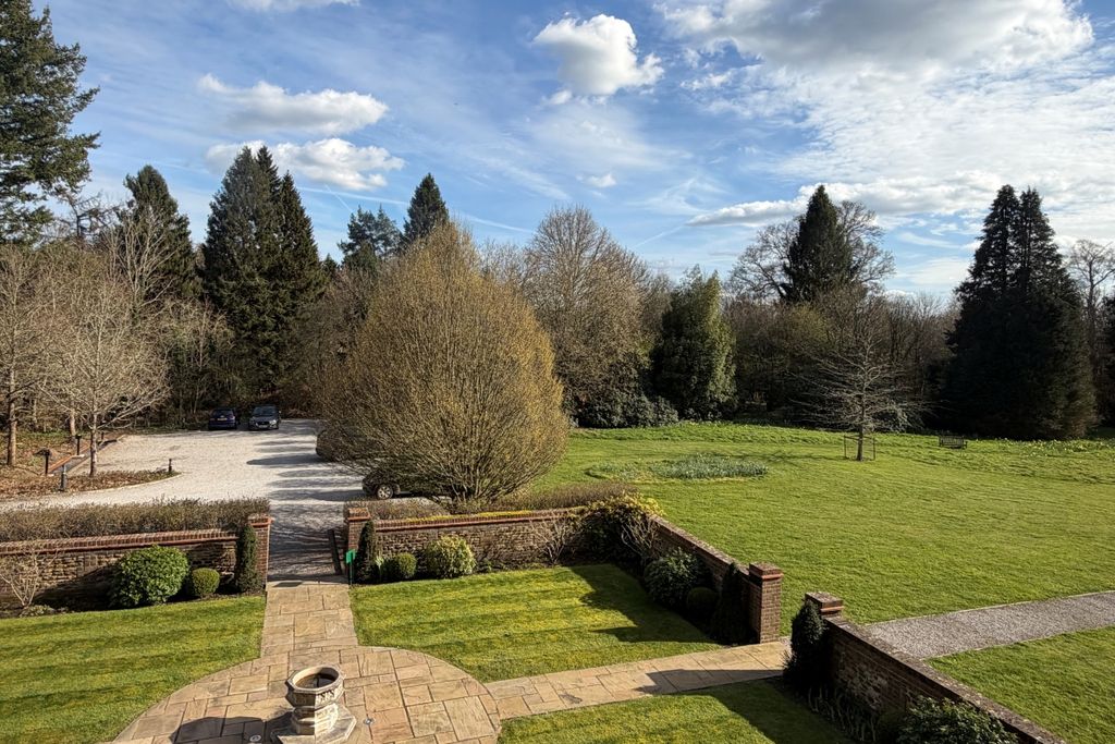Additional image 13 of 3 bed flat to rentWoolmer Lane, Bramshott, Liphook GU30