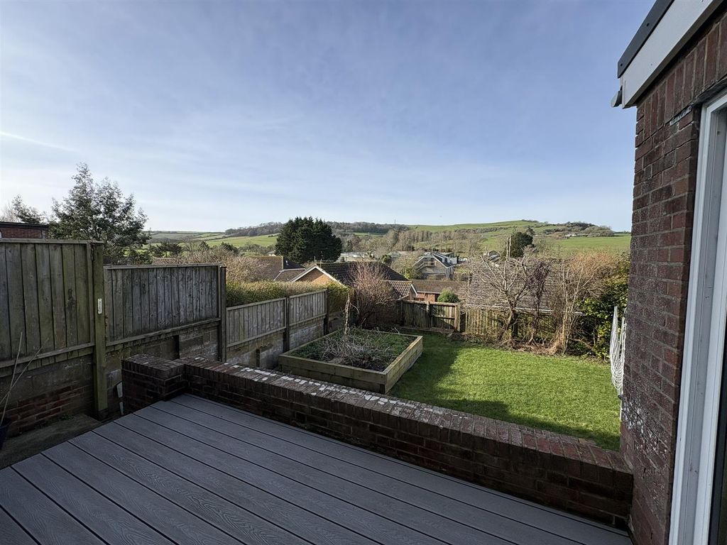 Additional image 2 of 3 bed property to rentSt. Johns Road, Wroxall, Ventnor PO38