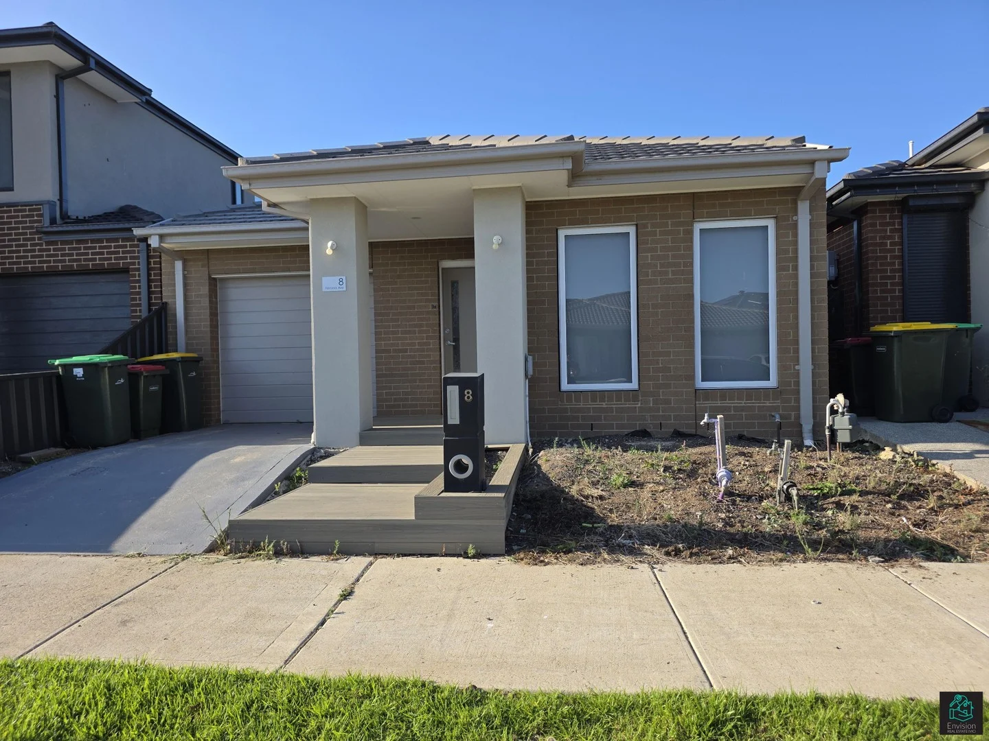 8 Feronia Avenue, Tarneit VIC 3029
