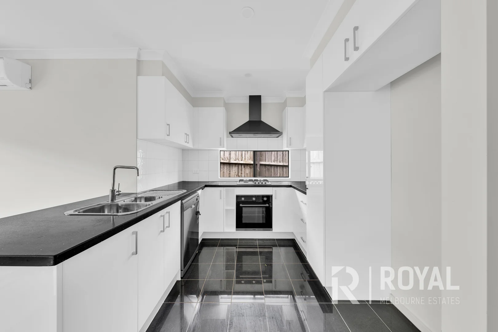 Additional image 3 of 3/6 Charles Avenue, Hallam VIC 3803