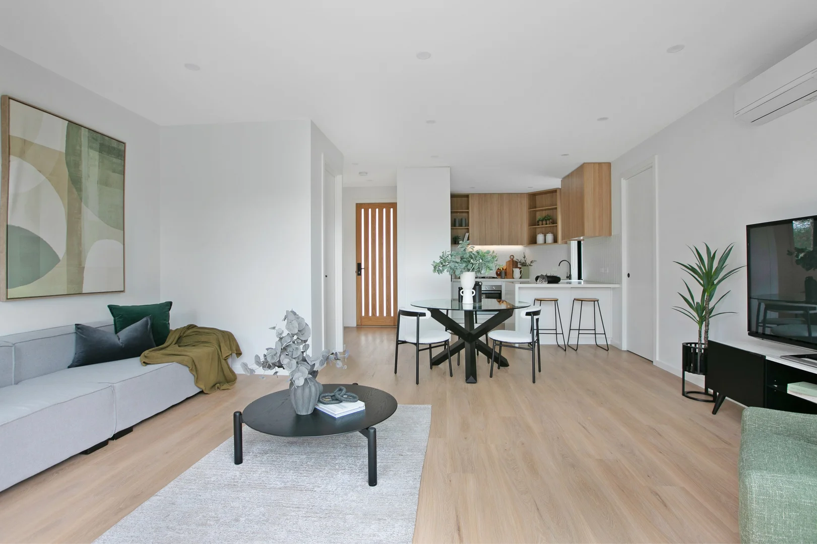 Additional image 2 of 2/15 Greensborough Road, Rosanna VIC 3084