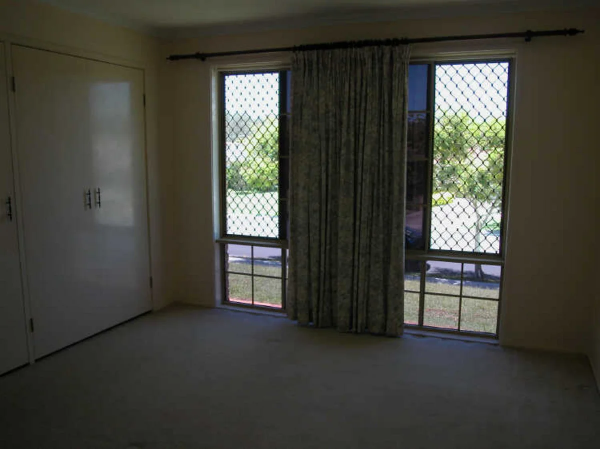 Additional image 3 of 34 Federation Drive, Hillcrest QLD 4118