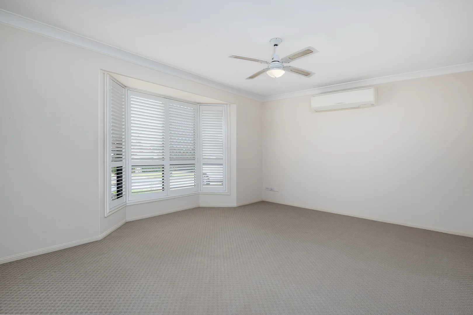 7 Balmoral Pl, Forest Lake QLD 4078 photo 3