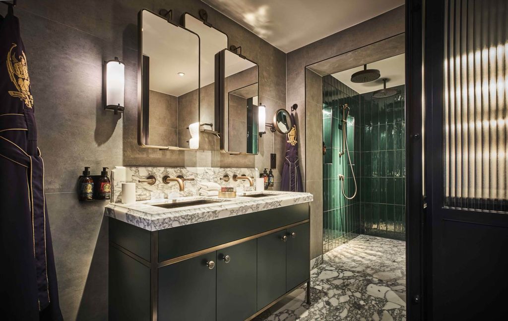 Additional image 2 of 2 bed flat to rentChateau Denmark, Soho WC2H