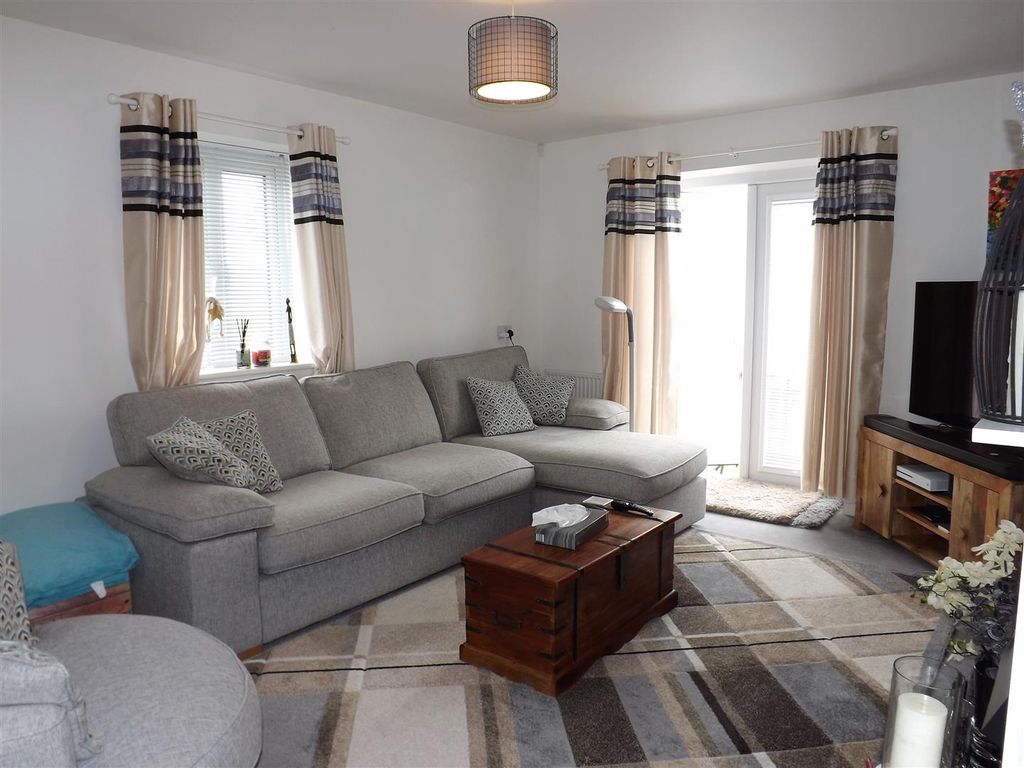 Additional image 3 of 3 bed semi-detached house to rentFettling Lane, Charlestown, St. Austell PL25