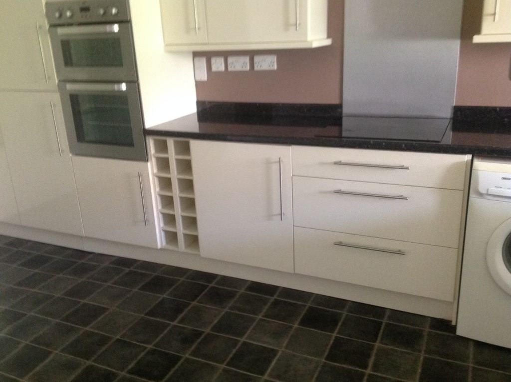 2 bed flat to rentHooe Road, Plymouth PL9