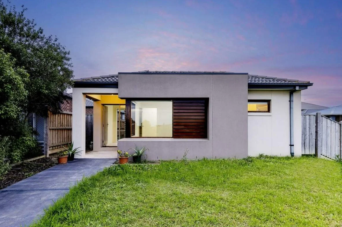 11 Beachside Crescent, Point Cook VIC 3030