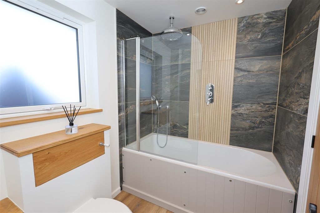 Additional image 20 of 4 bed detached house to rentShacklands Road, Shoreham, Sevenoaks TN14