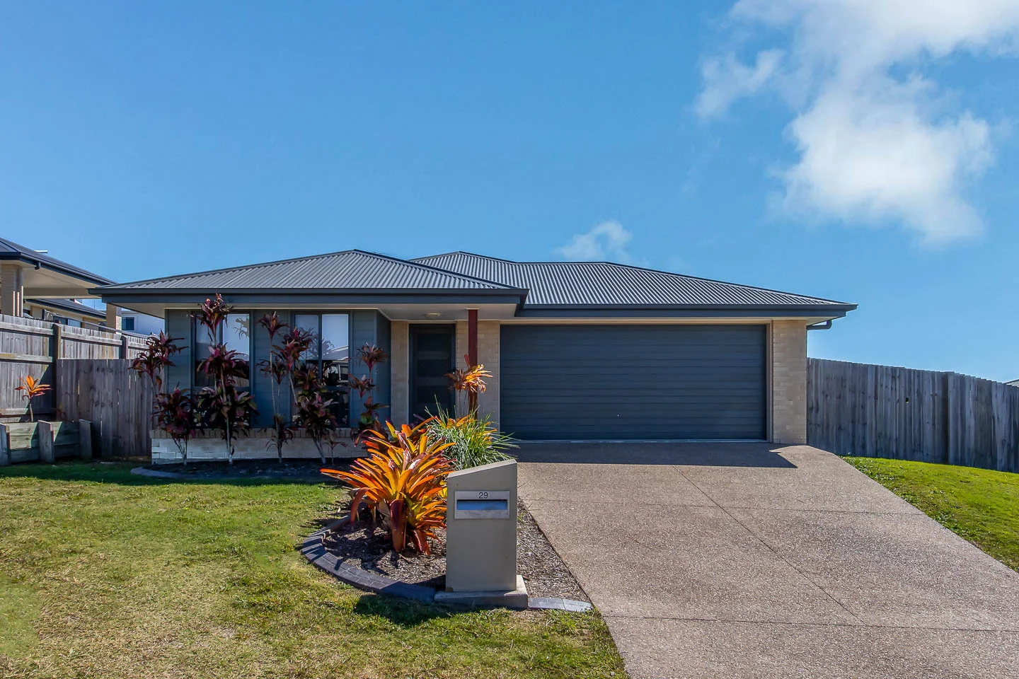 29 Bayridge Heights Drive, Nikenbah QLD 4655