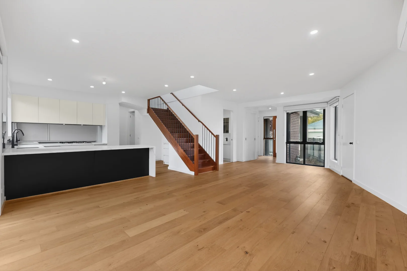 Additional image 5 of 2/80 Power Avenue, Chadstone VIC 3148