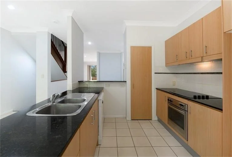 Additional image 2 of 2/16 Mulgrave Crescent, Varsity Lakes QLD 4227
