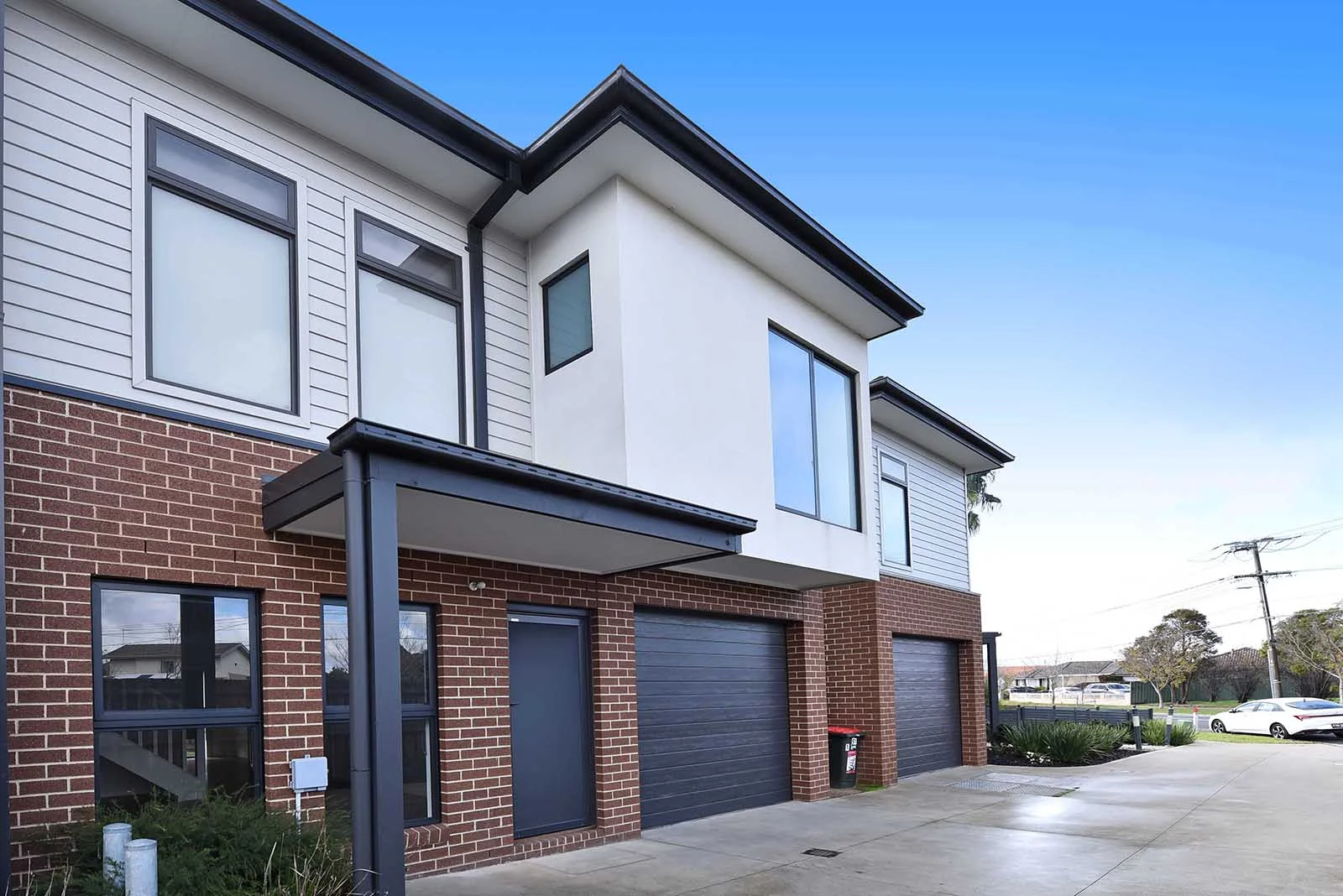 2/91 Carrick Drive, Gladstone Park VIC 3043