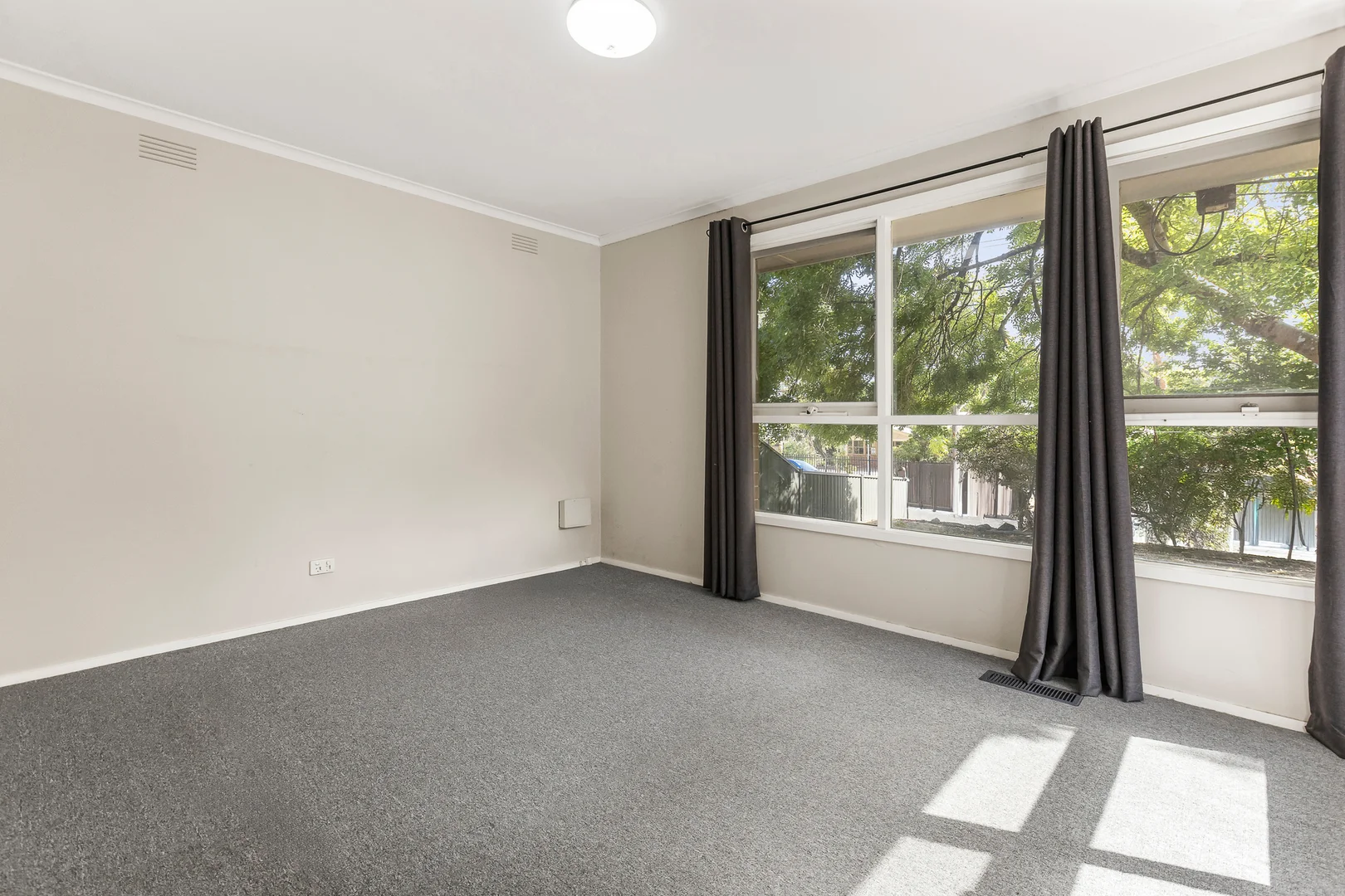 Additional image 3 of 98 Belmont East Road, Croydon South VIC 3136