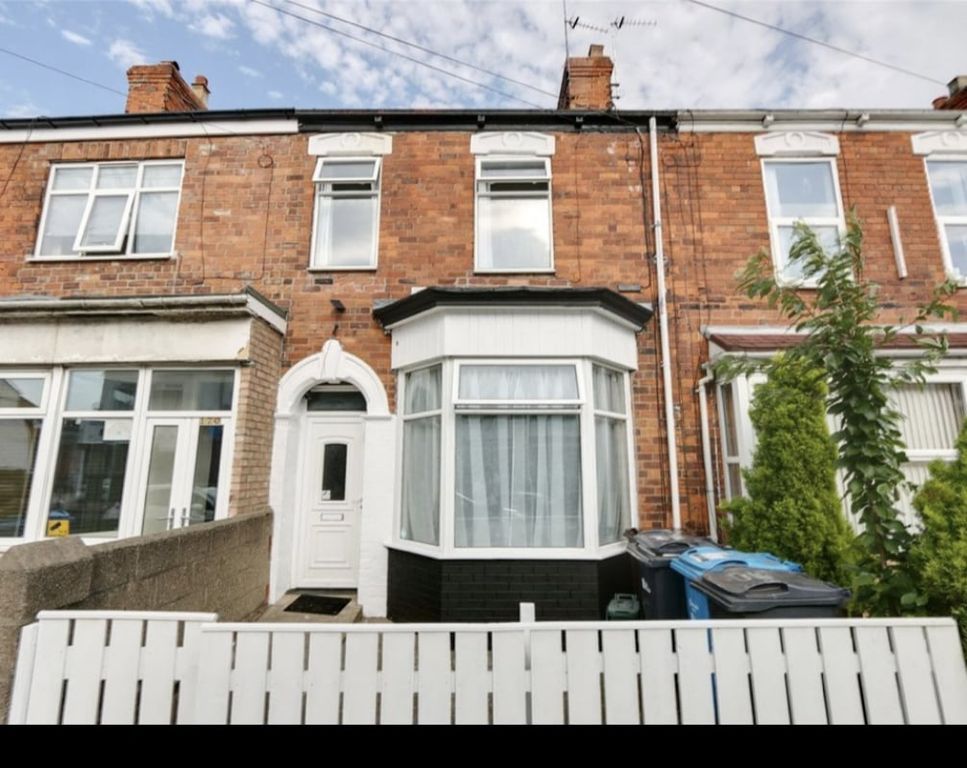 Additional image 2 of 3 bed terraced house to rentNewland Avenue, Hull HU5