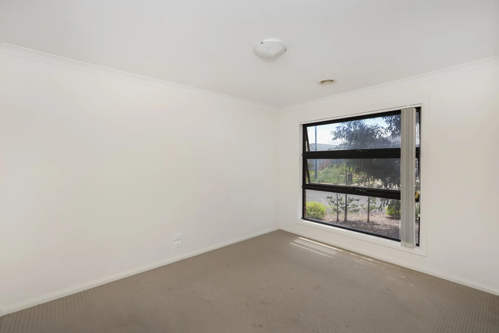 Additional image 4 of 5 Lores Drive, Brookfield VIC 3338