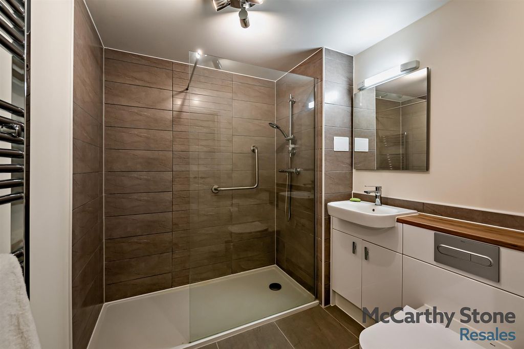 Additional image 8 of 1 bed flat for saleHooton Road, Willaston, Neston CH64