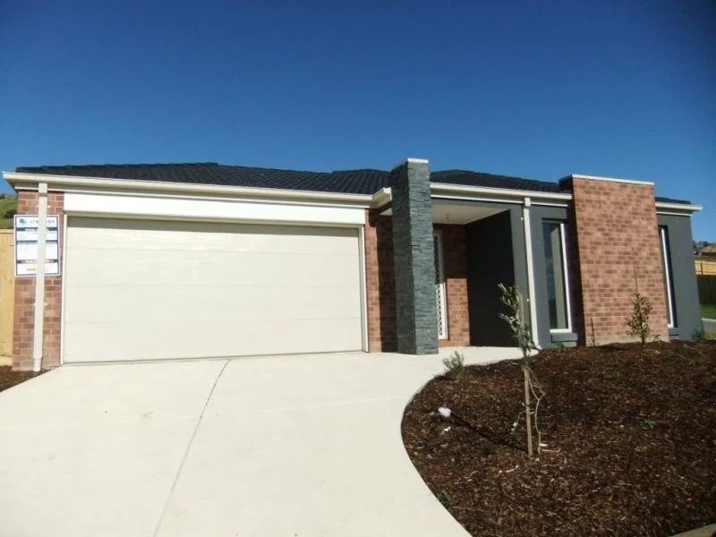 5 Chard Place, Sunbury VIC 3429