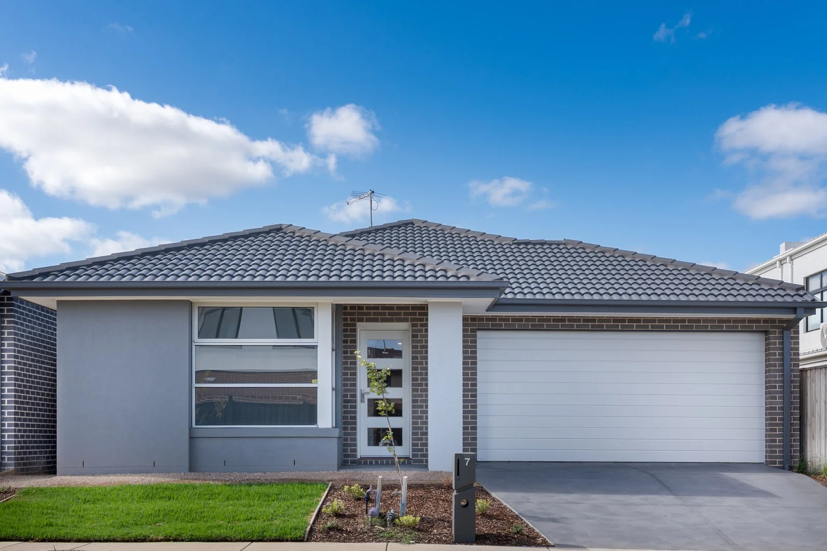 7 Build Street, Armstrong Creek VIC 3217
