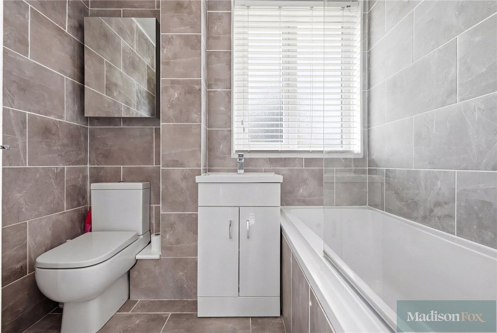 Additional image 14 of 3 bed semi-detached house for saleDeepdene Road, Loughton, Essex IG10