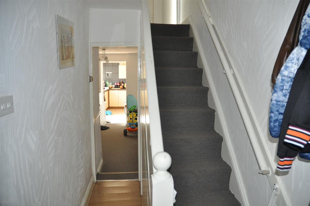 Additional image 6 of 3 bed terraced house to rentGilbert Street, Holyhead LL65