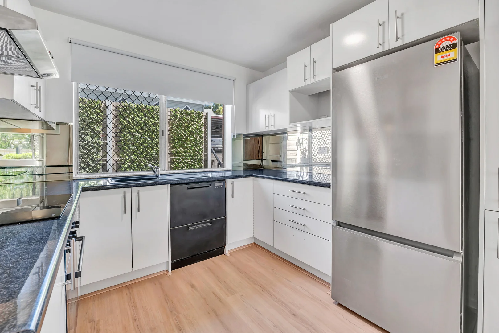 Additional image 2 of 4/853 Wynnum Road, Cannon Hill QLD 4170