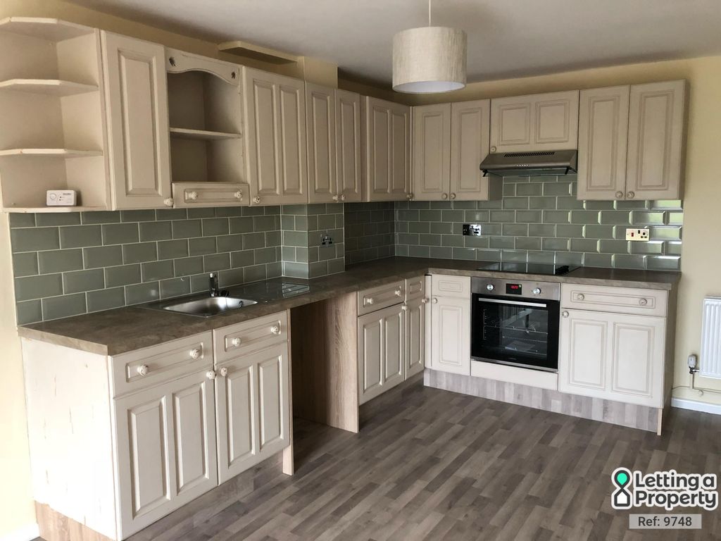 Additional image 5 of 3 bed terraced house to rentAustin Crescent, Plymouth, Devon PL6