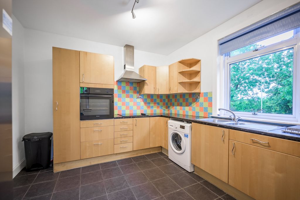Additional image 2 of 2 bed flat to rentGrangeburn Road, Grangemouth, Stirling FK3