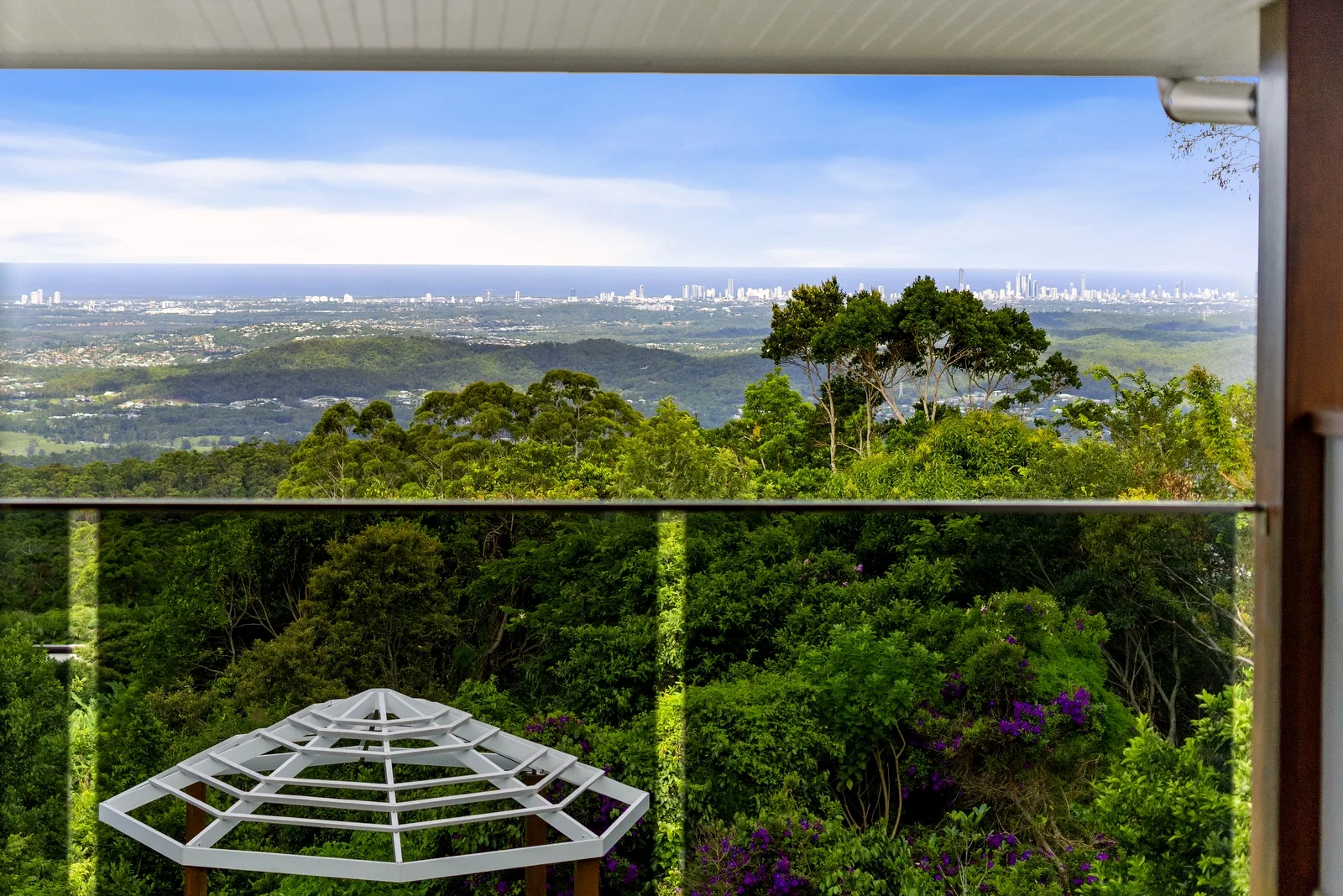 49 Central Ave, Tamborine Mountain QLD 4272