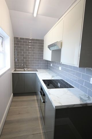 1 bed flat to rentSecond Floor, 1 Bedroom Apartment LL29 photo 4