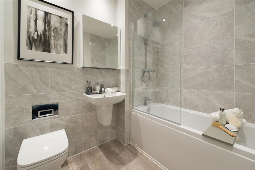 Additional image 6 of 2 bed semi-detached house to rentWyvern Road, Ellesmere Port CH65
