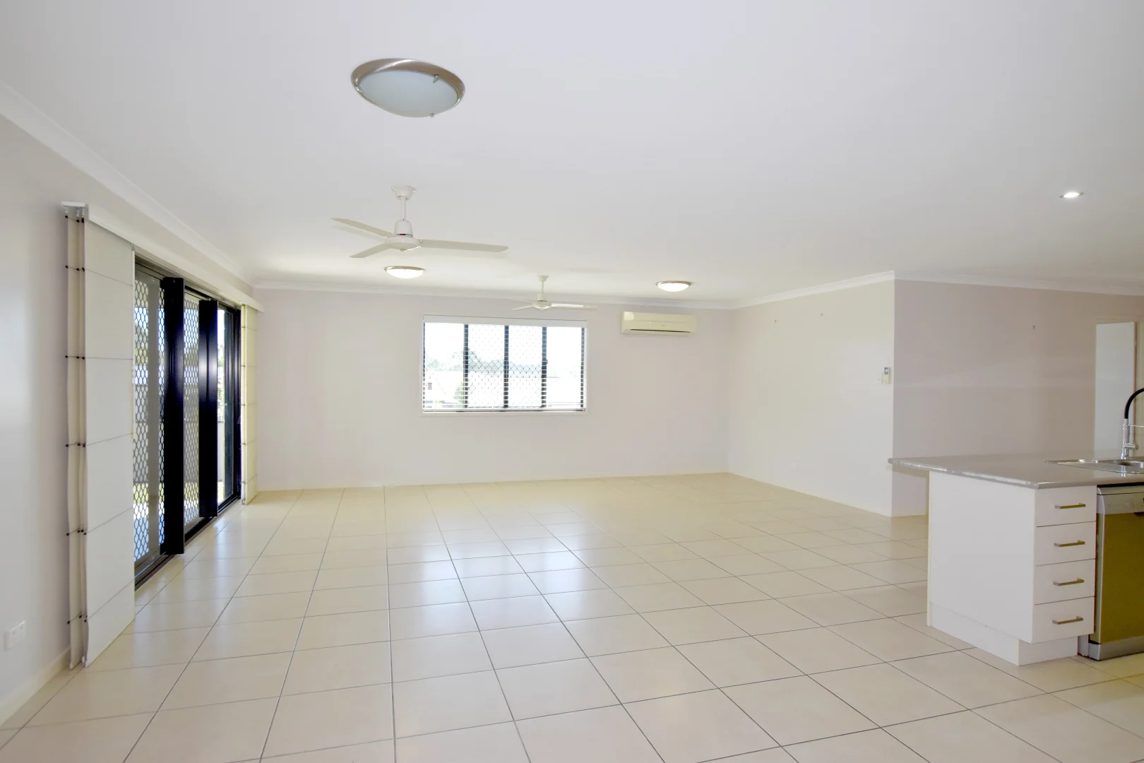 Additional image 3 of 16 Bottlebrush Drive, Kirkwood QLD 4680