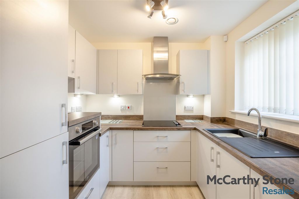 Additional image 29 of 1 bed flat for saleHooton Road, Willaston, Neston CH64