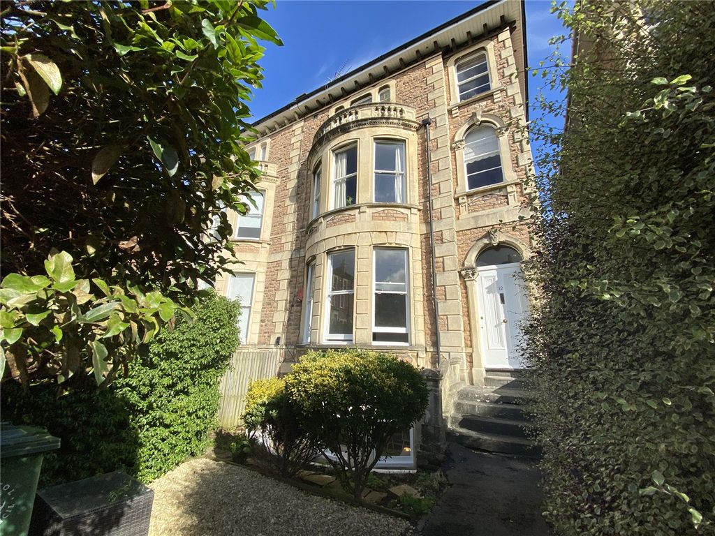 1 bed flat to rentOsborne Road, Clifton, Bristol, Somerset BS8