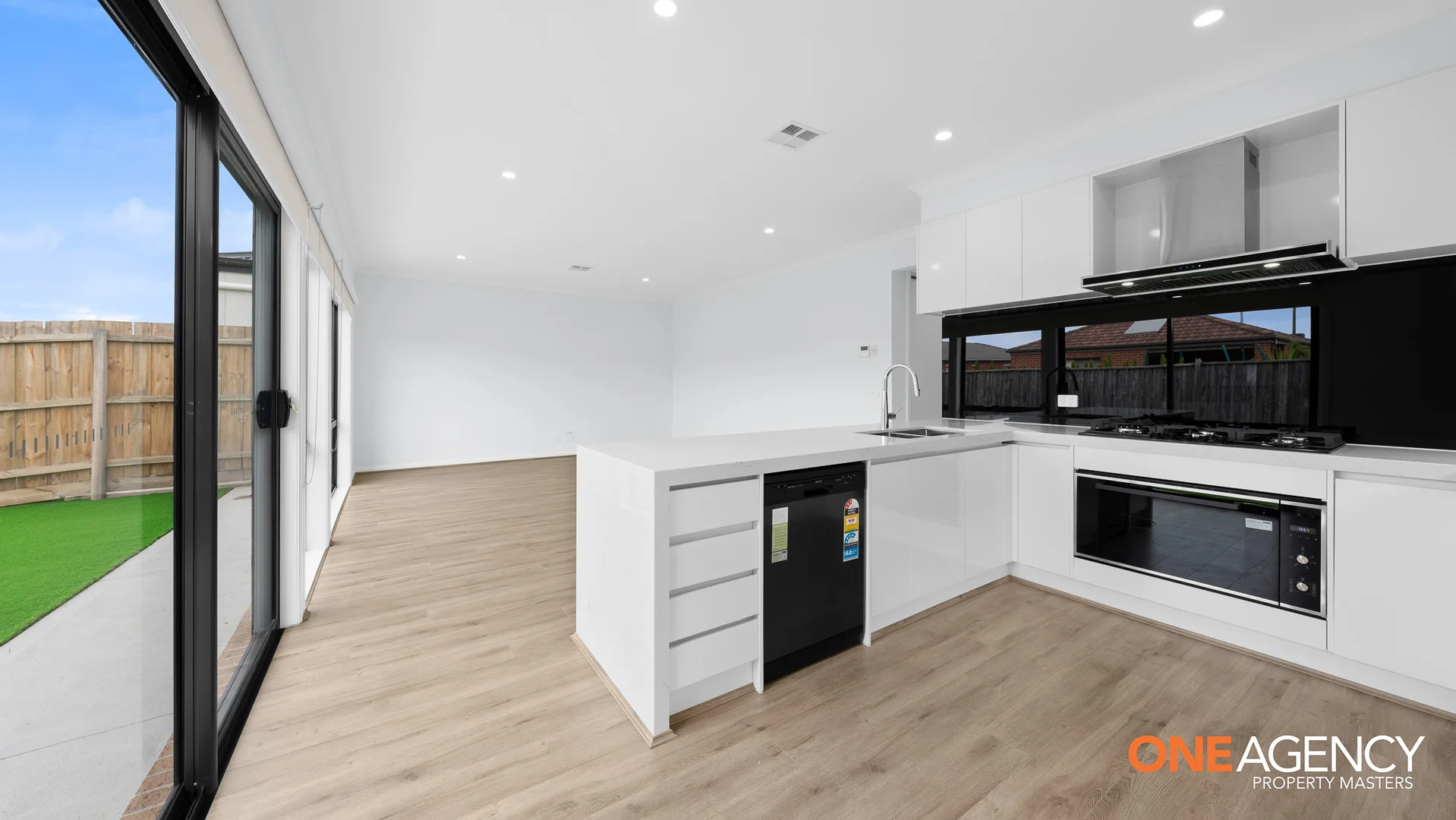 Additional image 6 of 122 sumac Street, Brookfield VIC 3338