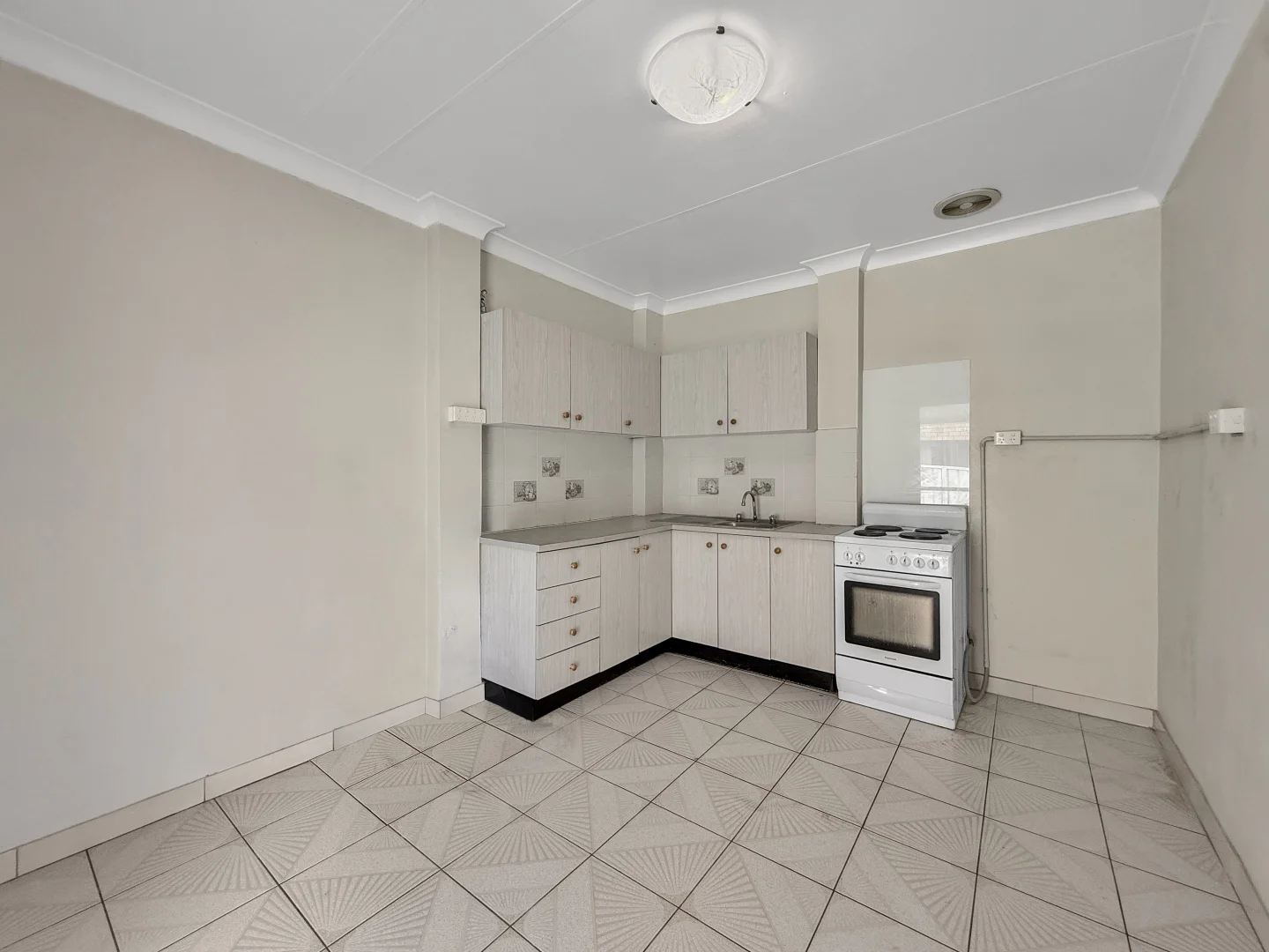 Additional image 4 of 5A Chestnut Street, Barrack Heights NSW 2528