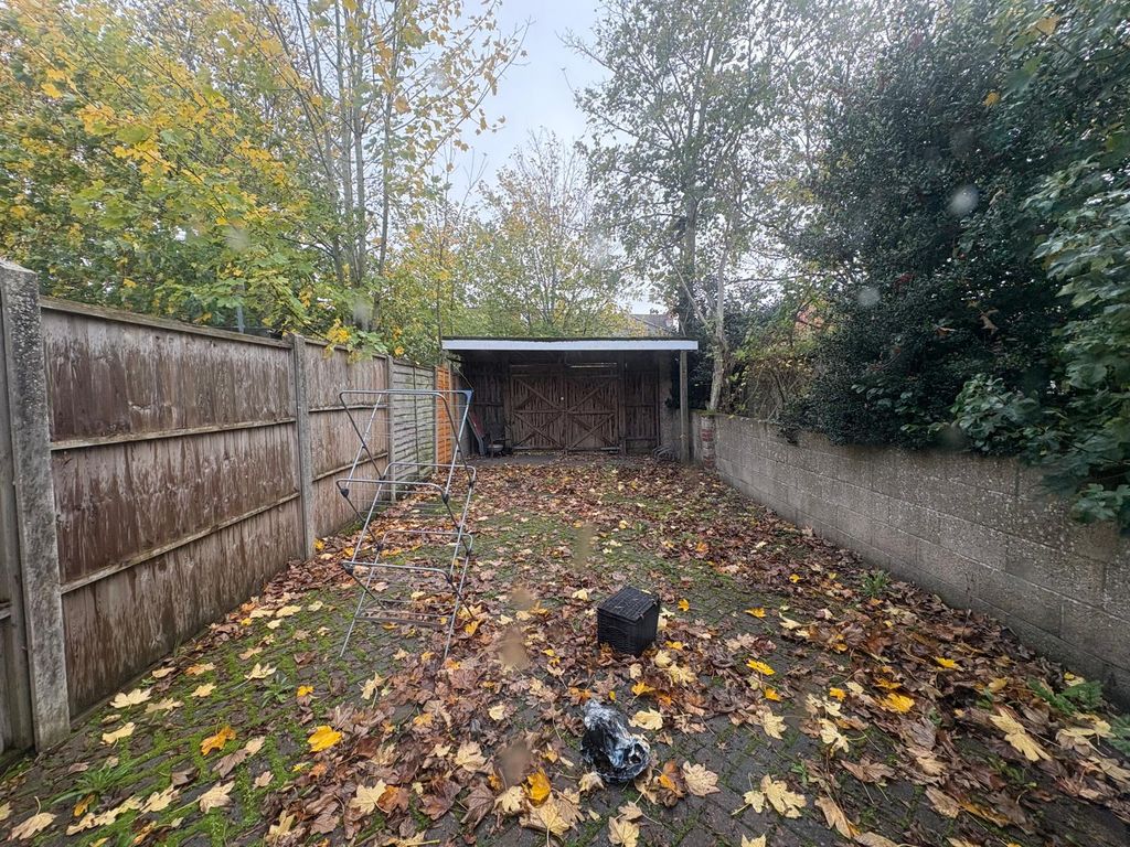 Additional image 18 of 6 bed semi-detached house to rentMilton Road, Southampton SO15