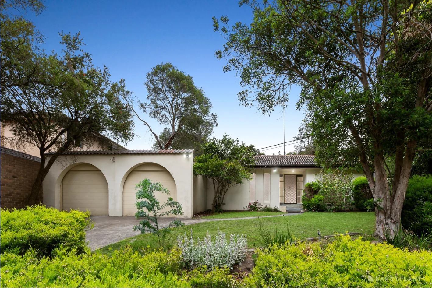25 Saxon Street, Doncaster VIC 3108