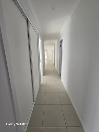 Additional image 15 of 6 Wandsworth Street, Cranley QLD 4350