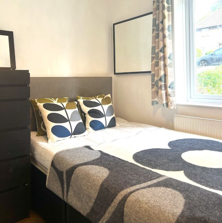 Additional image 8 of 5 bed semi-detached house to rentColbourne Avenue, Brighton BN2