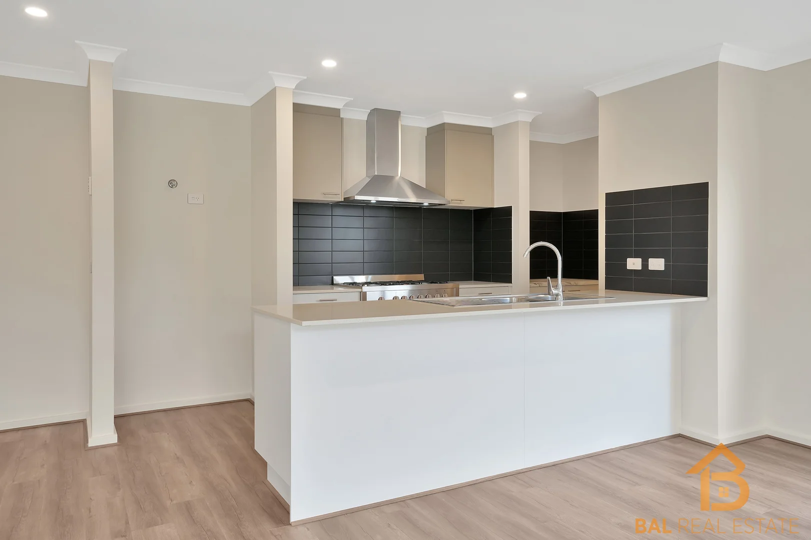 Additional image 2 of 24 Eaglevale Rd, Weir Views VIC 3338