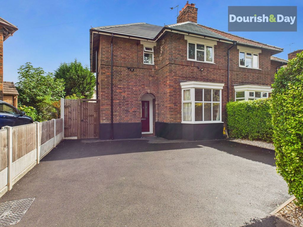 3 bed semi-detached house for saleWeston Road, Stafford ST16