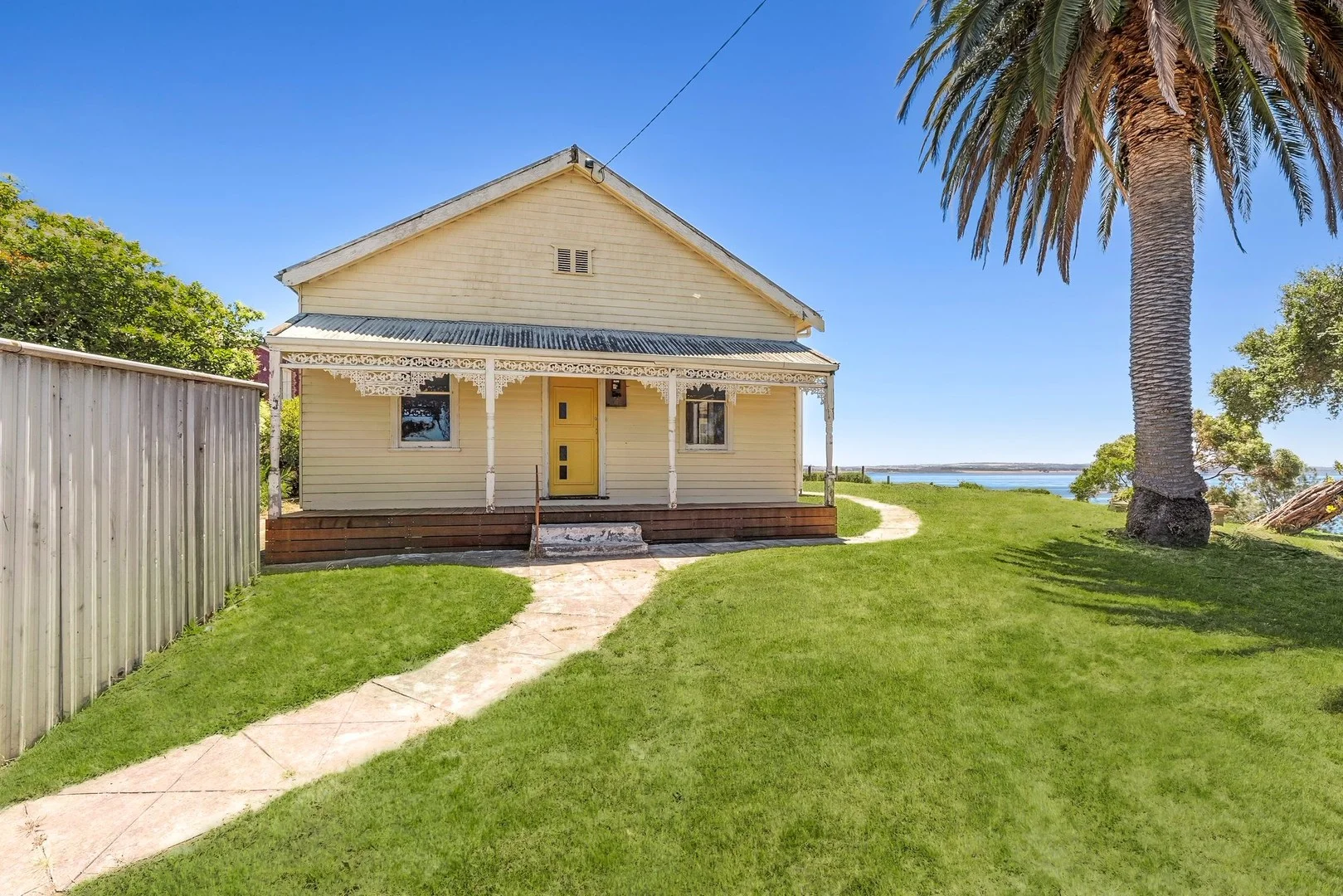 2 Mercer St, Queenscliff VIC 3225