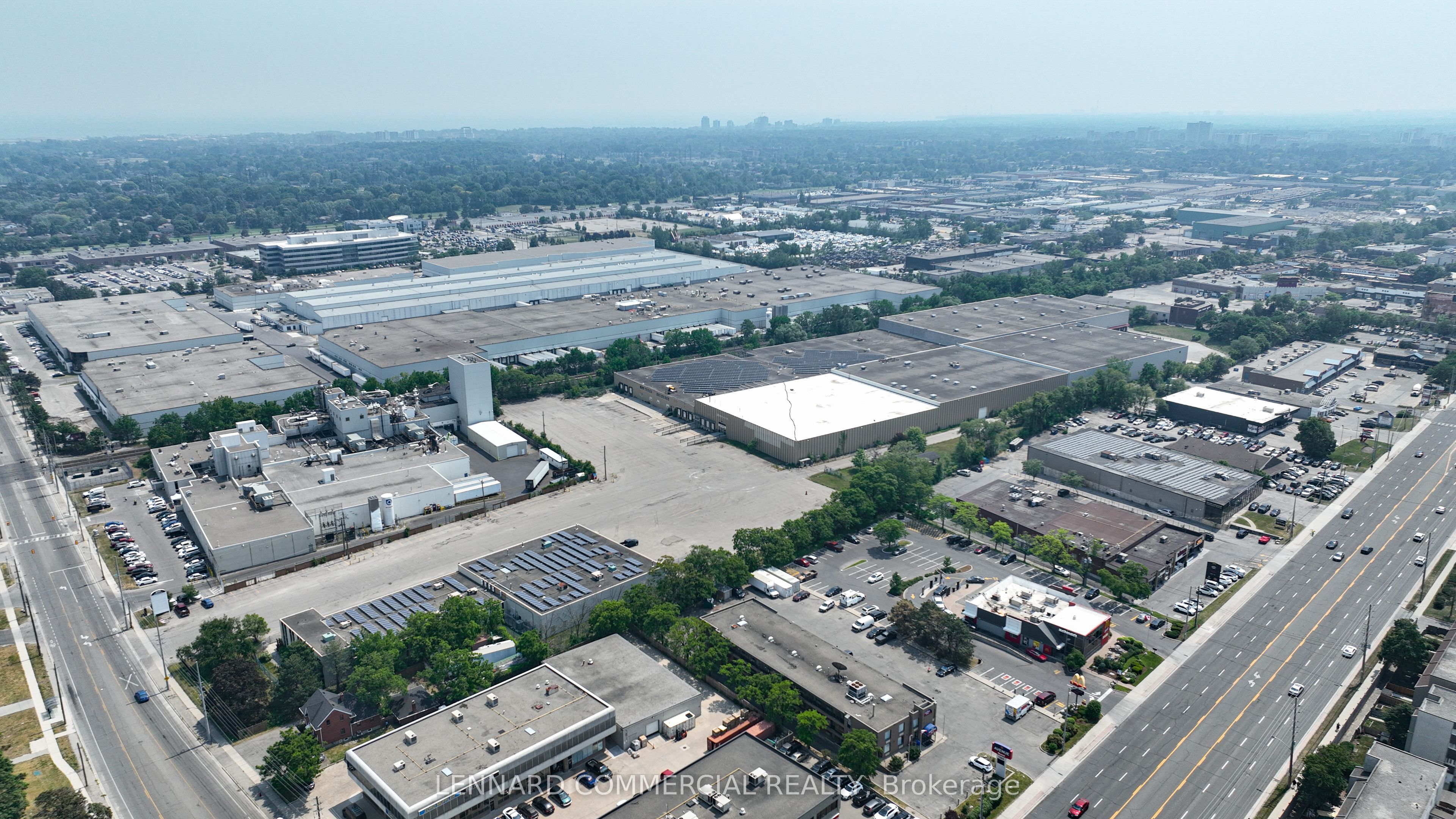 2550 Stanfield Road, Mississauga, ON, L4Y 1S2