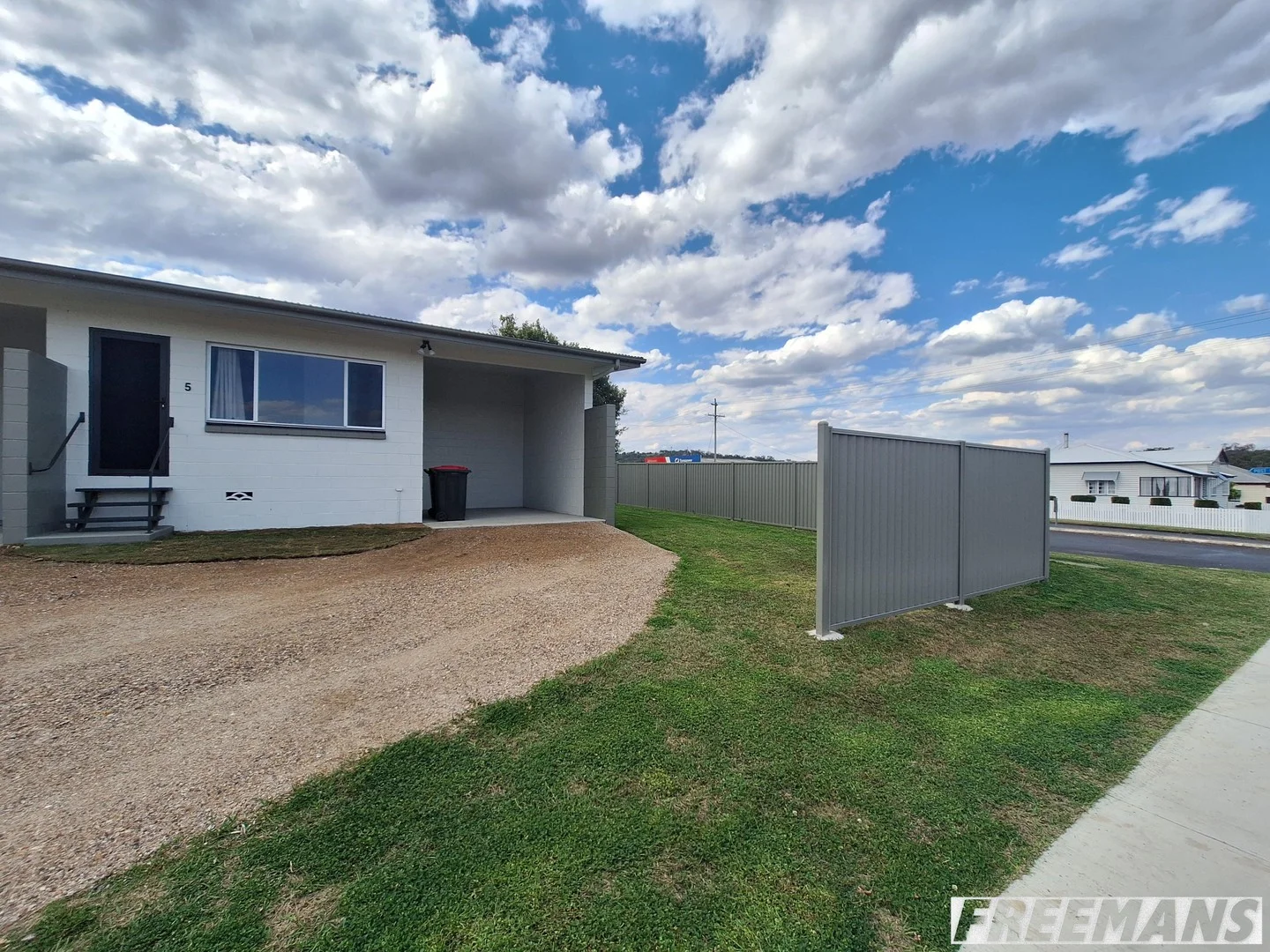 5/8 Alfred Street, Nanango QLD 4615